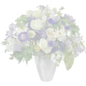 Bouquet d\'automne avec des fleurs suisses et gaufrettes Gottlieber Hüppen «Special Edition for Fleurop»